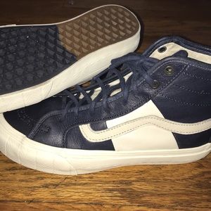 Rare taka vans men’s 5 women’s 6.5